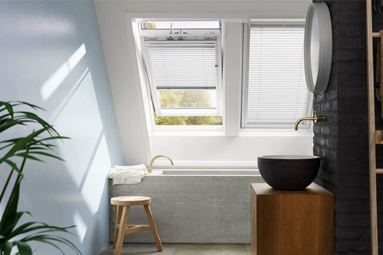 skylight-blind-feature-new