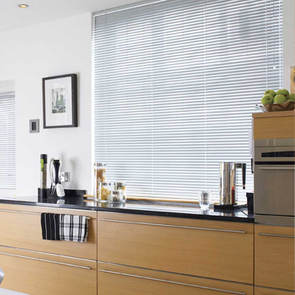 venetian-blinds-feature-slats